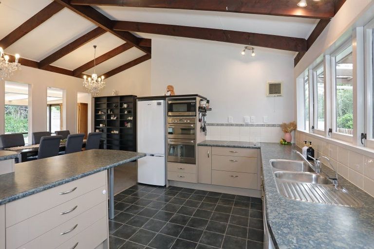 Photo of property in 8 Dalzien Place, Feilding, 4702