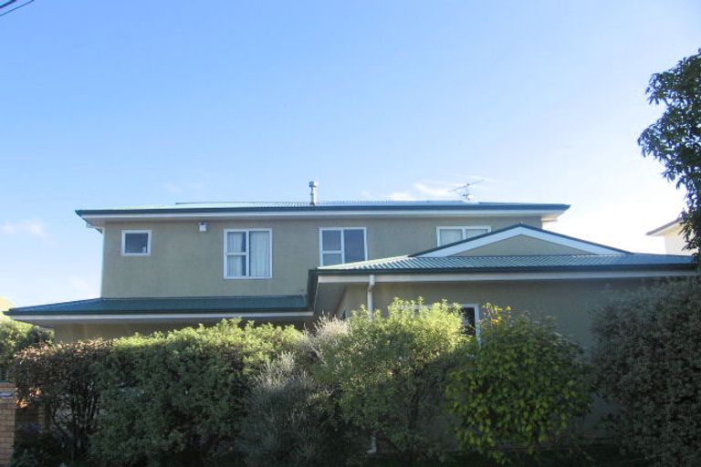 Photo of property in 105 Kings Crescent, Hutt Central, Lower Hutt, 5010