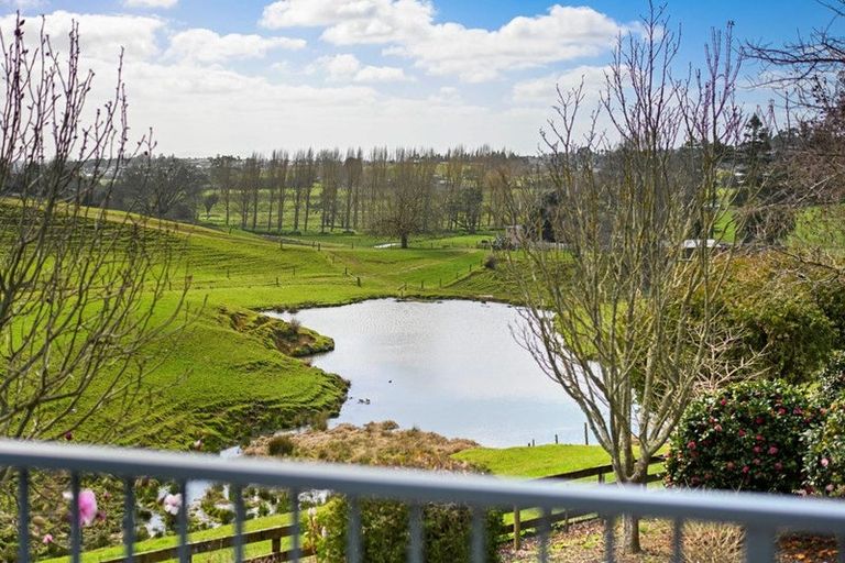 Photo of property in 30 Stonebridge Road, Temple View, Hamilton, 3289
