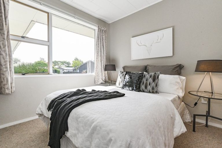 Photo of property in 1 Bale Place, Havelock North, 4130