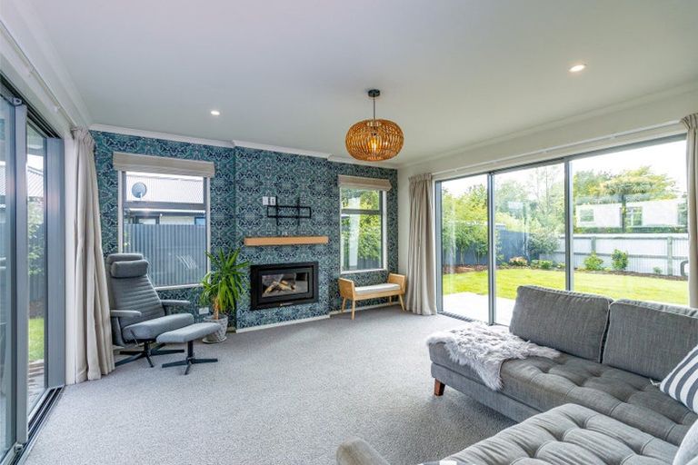 Photo of property in 27 Richard Pearse Drive, Temuka, 7920