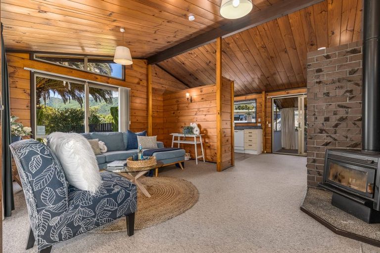 Photo of property in 7 Kanawa Street, Waikanae, 5036