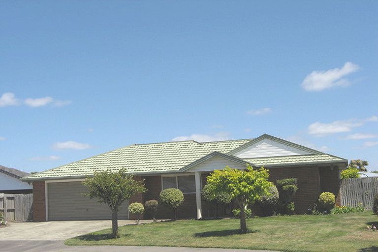 Photo of property in 27 Rue De La Mare, Parklands, Christchurch, 8083