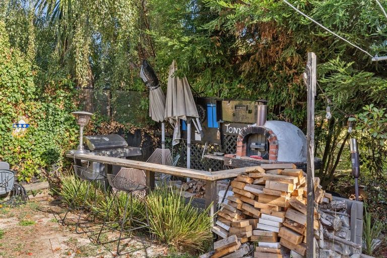 Photo of property in 22 Joyce Crescent, Ilam, Christchurch, 8041