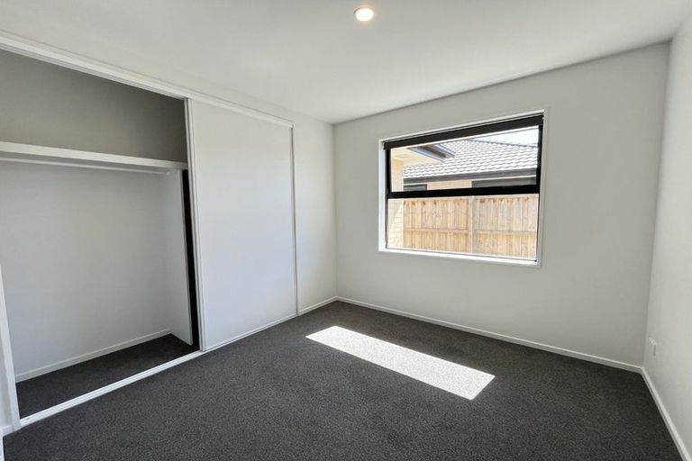 Photo of property in 33 Dynes Road, Rolleston, 7615