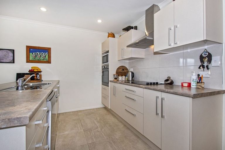 Photo of property in 16 Lochiel Place, Te Kamo, Whangarei, 0112