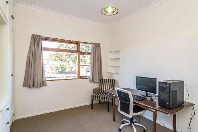 Photo of property in 111 Arawhata Road, Paraparaumu, 5032