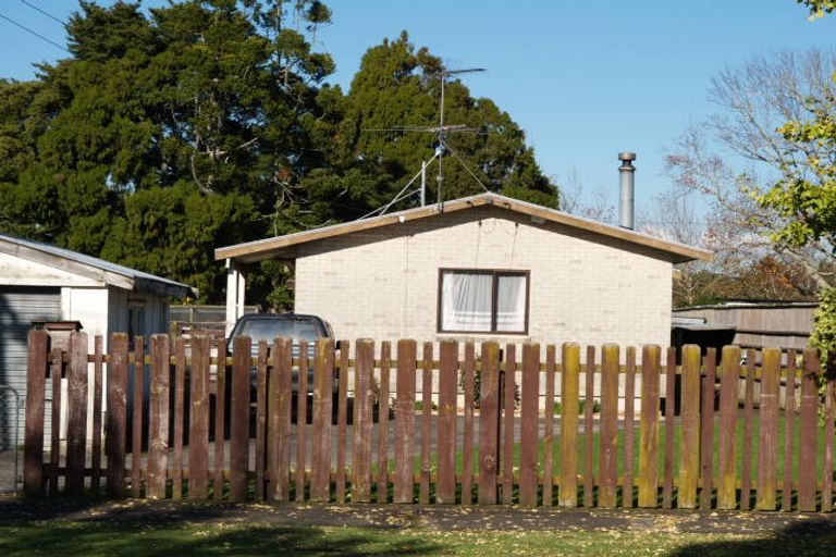 Photo of property in 16 William Street, Mangere East, Auckland, 2024