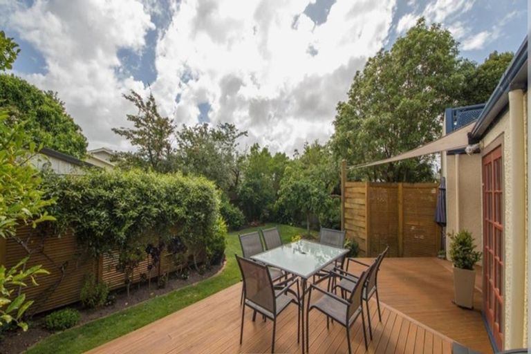 Photo of property in 68 Rangitane Street, Palmerston North, 4414