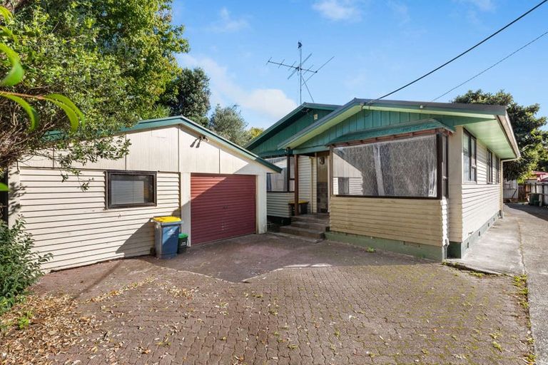 Photo of property in 11a Woodvale Road, Glen Eden, Auckland, 0602