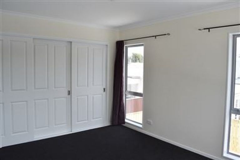 Photo of property in 33 Leighton Avenue, Waiwhetu, Lower Hutt, 5010