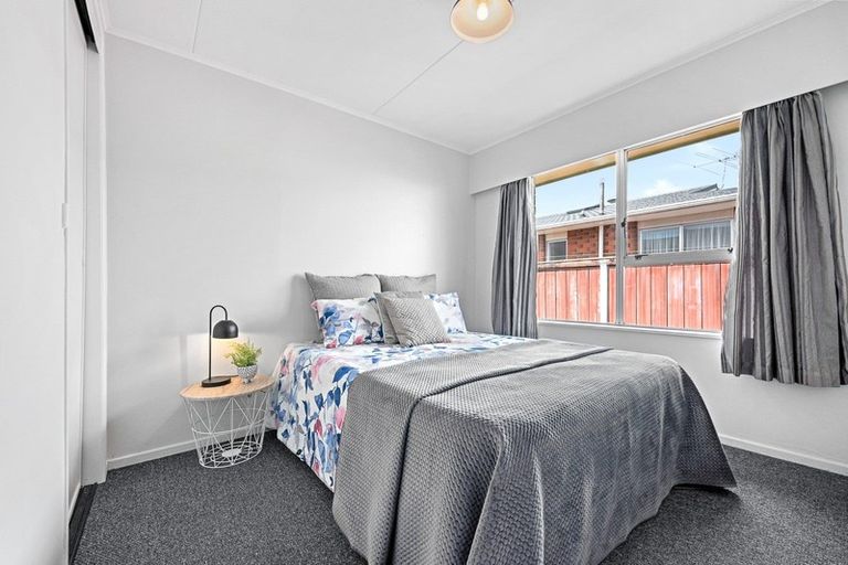 Photo of property in 8b Barraud Street, Avalon, Lower Hutt, 5011