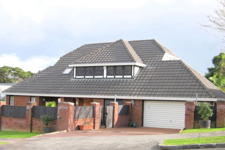 Photo of property in 3 Corokia Place, Totara Heights, Auckland, 2105