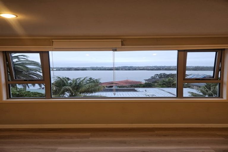 Photo of property in 19 Manurere Avenue, Takapuna, Auckland, 0622