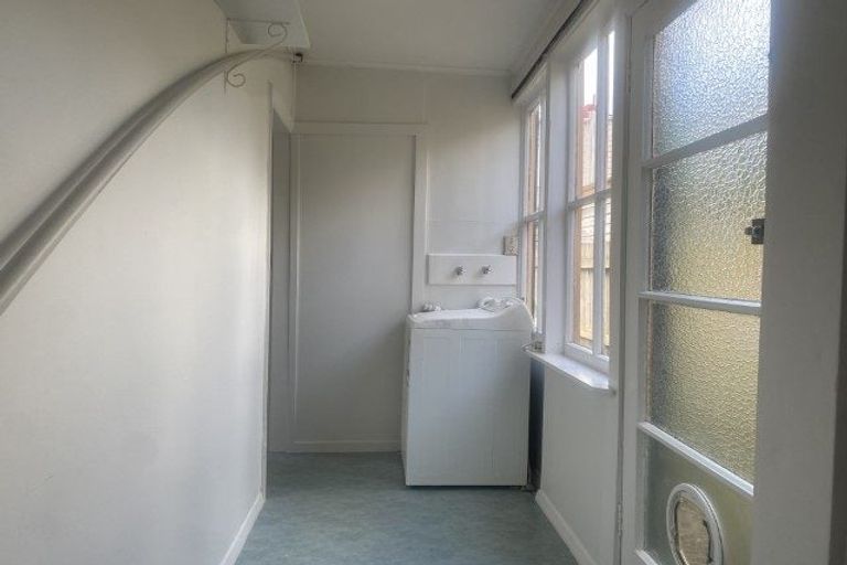 Photo of property in 84 Aro Street, Aro Valley, Wellington, 6021