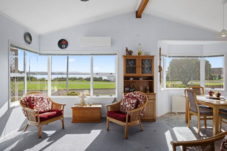 Photo of property in 178 Torkar Road, Clarks Beach, 2122