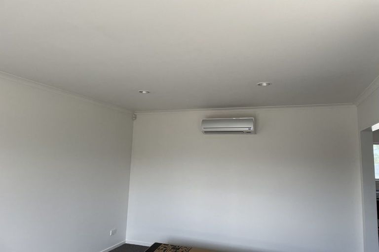 Photo of property in 35 Eddowes Street, Manurewa, Auckland, 2102