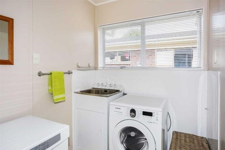 Photo of property in 42 Cooper Street, Pukekohe, 2120