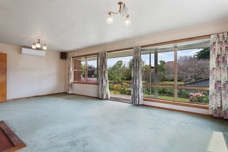 Photo of property in 9 Douglas Road, Amberley, 7410