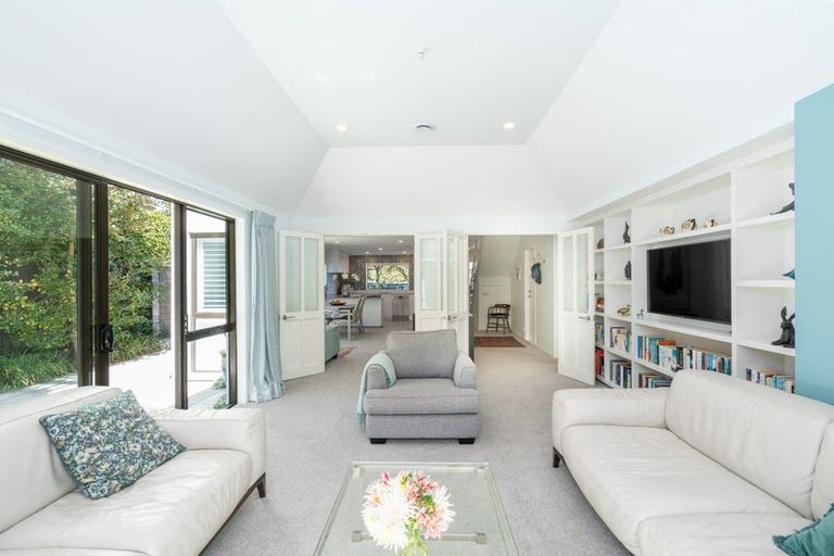 Photo of property in 6b Highgate Avenue, Merivale, Christchurch, 8014
