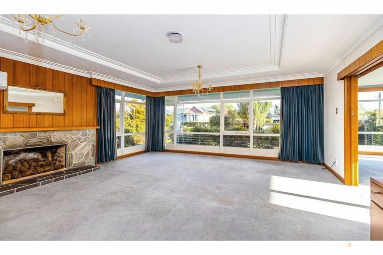 Photo of property in 1 Cashel Street, Waimate, 7924