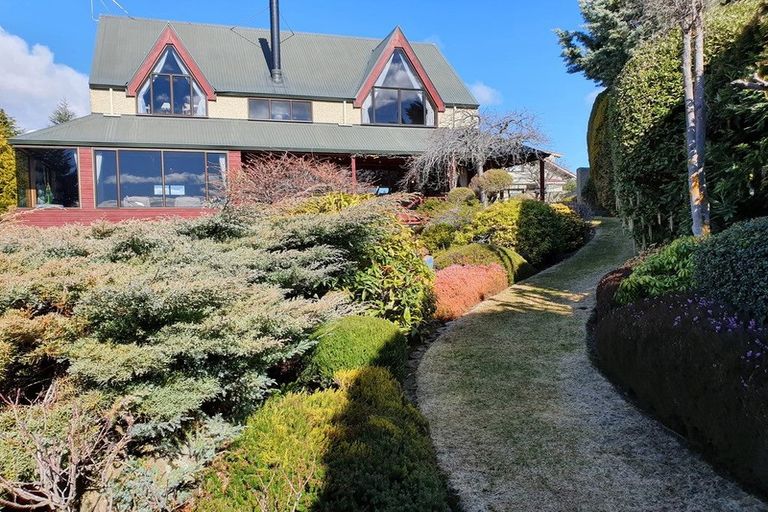 Photo of property in 5 Burnett Place, Lake Tekapo, 7999