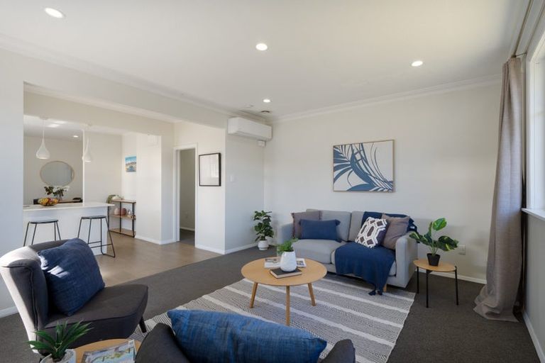 Photo of property in 32 Bracken Road, Paparangi, Wellington, 6037