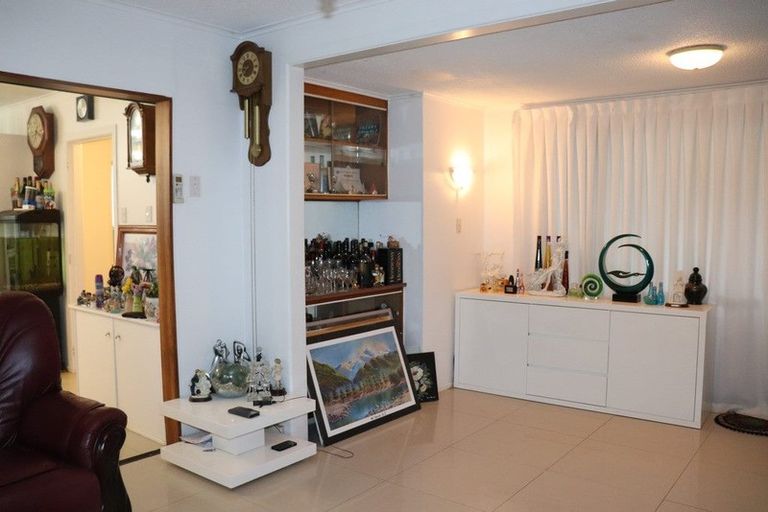 Photo of property in 536 Great South Road, Huntly, 3700