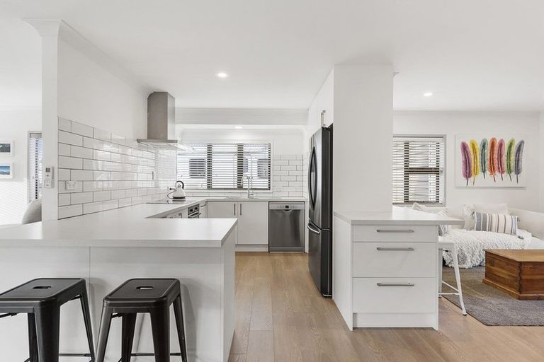 Photo of property in 25b Haven Grove, Papamoa Beach, Papamoa, 3118