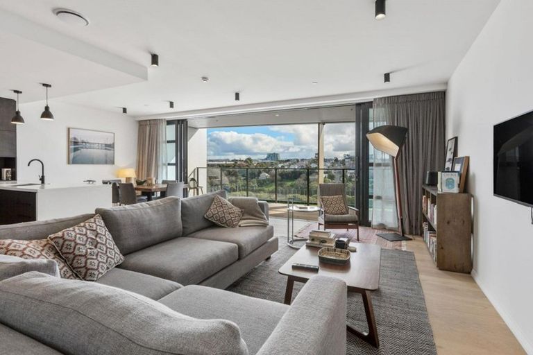 Photo of property in 605/8 Kingsland Terrace, Kingsland, Auckland, 1021