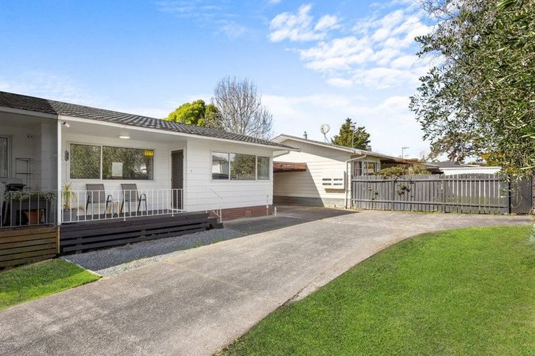 Photo of property in 5/19 Bayside Avenue, Te Atatu Peninsula, Auckland, 0610