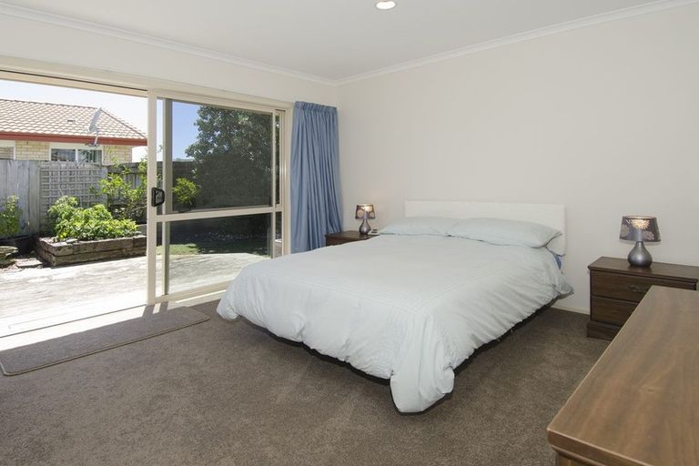 Photo of property in 1 Lamia Grove, Papamoa Beach, Papamoa, 3118