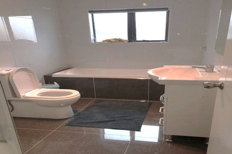 Photo of property in 5a Motatau Road, Papatoetoe, Auckland, 2025