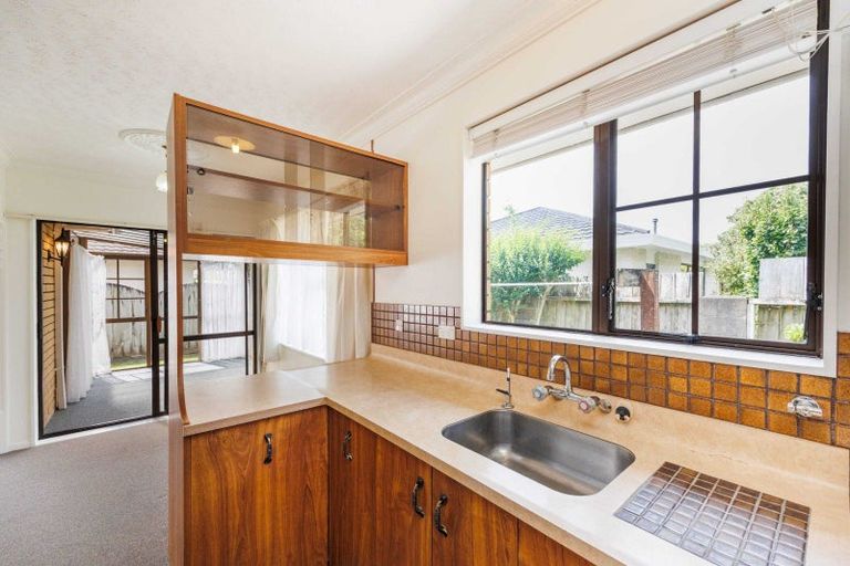 Photo of property in 98 Monrad Street, Highbury, Palmerston North, 4412