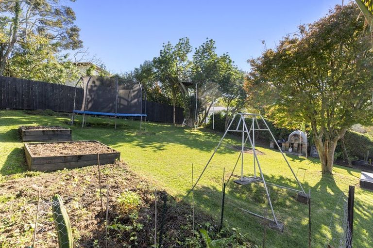 Photo of property in 31 Lingfield Street, Glenfield, Auckland, 0629