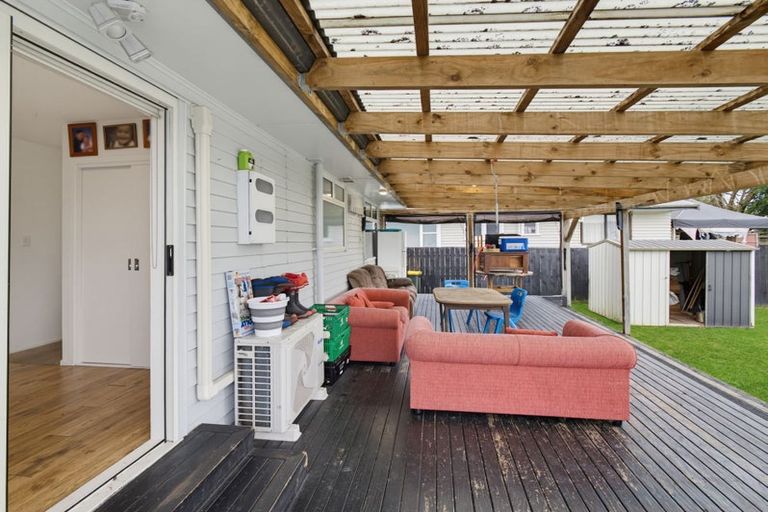 Photo of property in 22 Boundary Road, Opaheke, Papakura, 2113