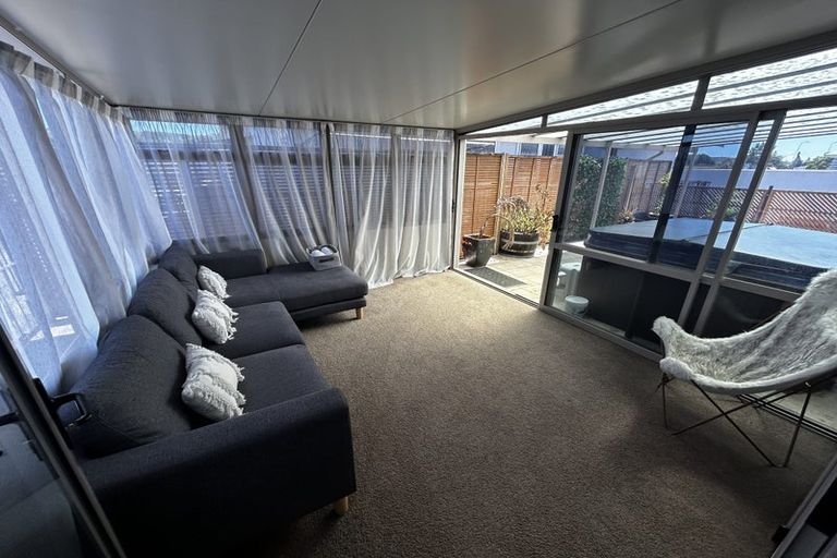 Photo of property in 4/8 Lee Road, Taradale, Napier, 4112