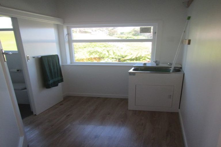 Photo of property in 43a Nevay Road, Miramar, Wellington, 6022