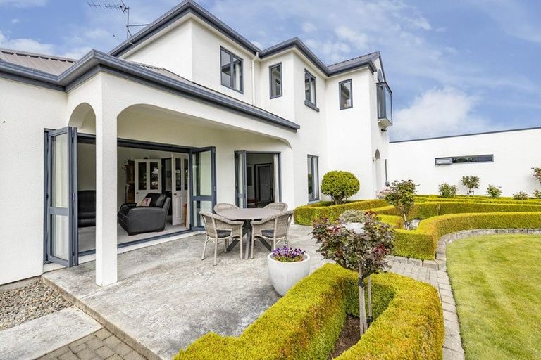 Photo of property in 1 Olivea Place, Oxford, 7430