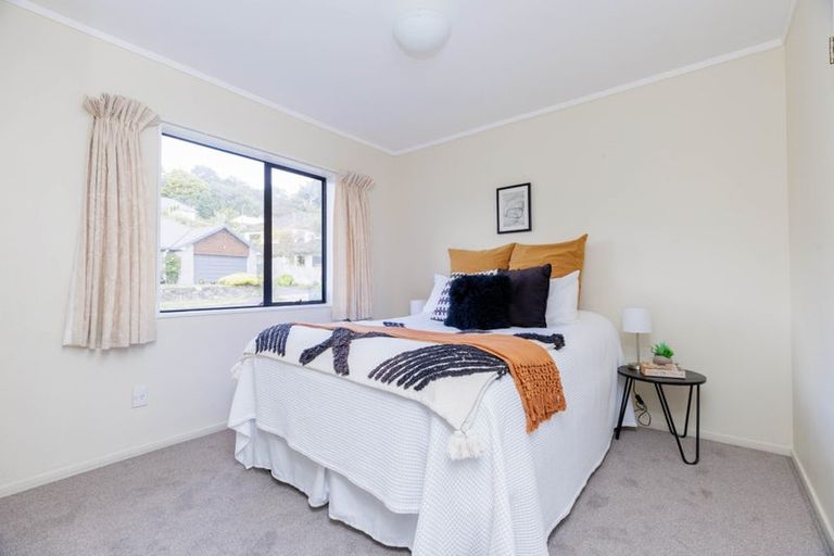 Photo of property in 8 Furlong Crescent, Churton Park, Wellington, 6037