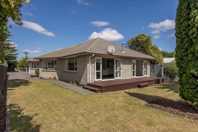 Photo of property in 51 Appleby Crescent, Burnside, Christchurch, 8053