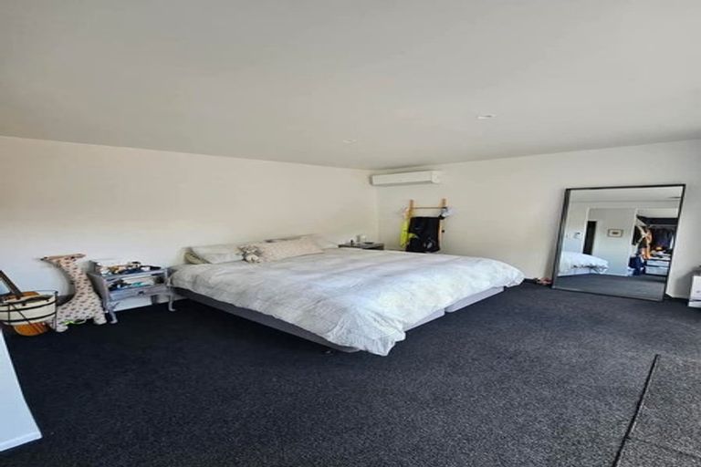 Photo of property in 30 Grendon Road, Titirangi, Auckland, 0604