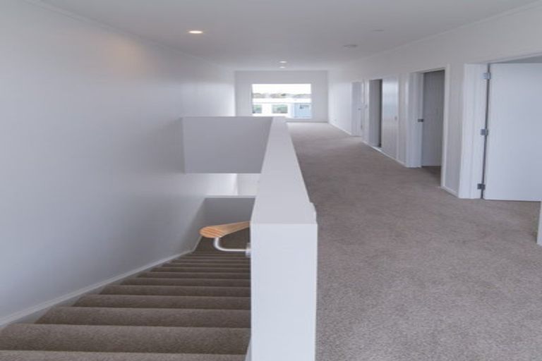 Photo of property in 31 Reynolds Place, Papamoa Beach, Papamoa, 3118