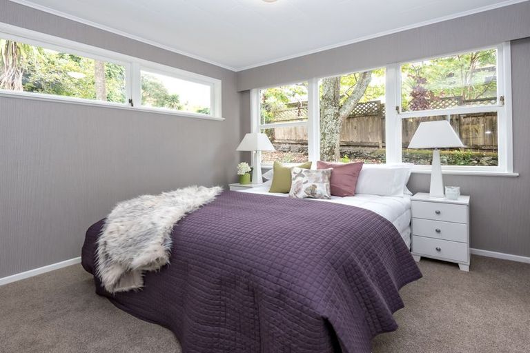 Photo of property in 12 Minerva Terrace, Cockle Bay, Auckland, 2014