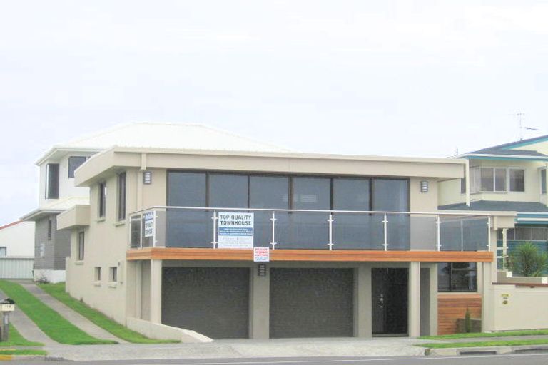 Photo of property in 164a Marine Parade, Mount Maunganui, 3116