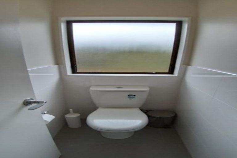 Photo of property in 2/67 Aviemore Drive, Highland Park, Auckland, 2010