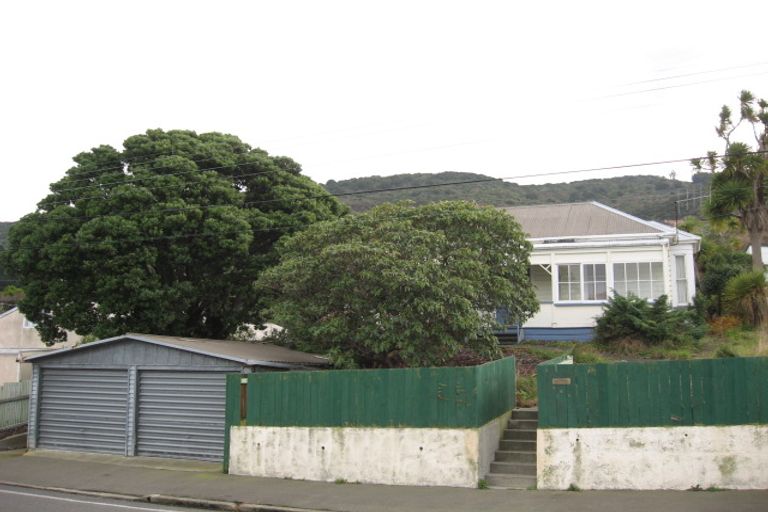 Photo of property in 265 Ravensbourne Road, Ravensbourne, Dunedin, 9022