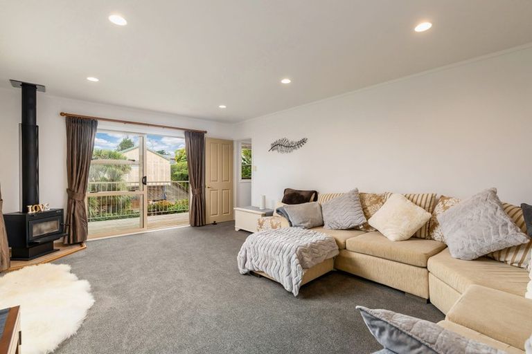 Photo of property in 45a Evans Road, Glen Eden, Auckland, 0602