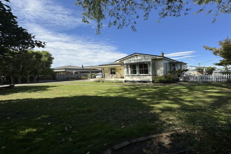 Photo of property in 210 Gascoigne Street, Raureka, Hastings, 4120