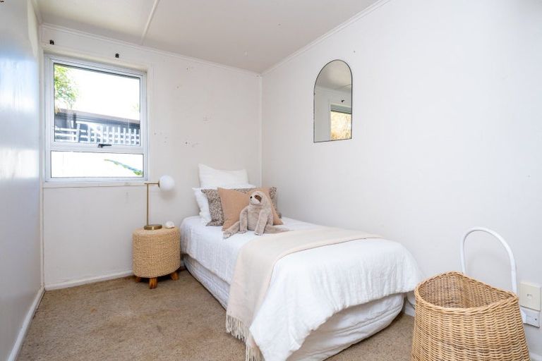 Photo of property in 233 Clifton Road, Te Awanga, 4102